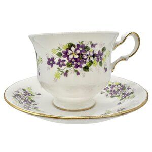 Queen Anne Violet Bone China Tea Cup Saucer Set England Gold Trim Floral Design